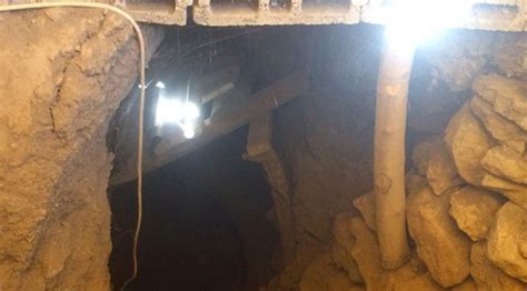 T­a­r­i­h­i­ ­e­s­e­r­ ­b­u­l­m­a­k­ ­i­ç­i­n­ ­3­3­ ­m­e­t­r­e­ ­t­ü­n­e­l­ ­k­a­z­d­ı­
